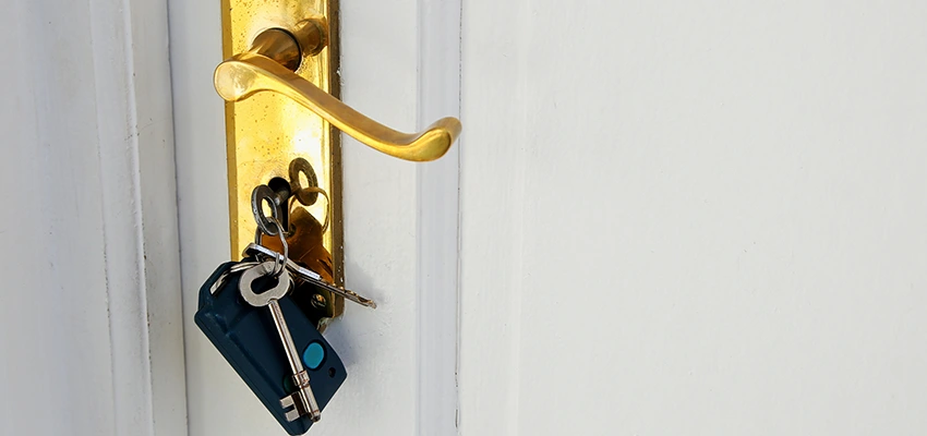 Broken Door Key Extraction in Vandenberg Village, CA